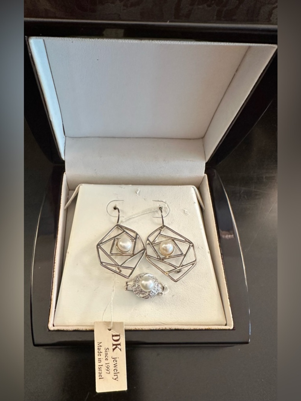 DK Handcrafted Jewelry Silver Pearl Geometric Drop Earrings and Ring Set